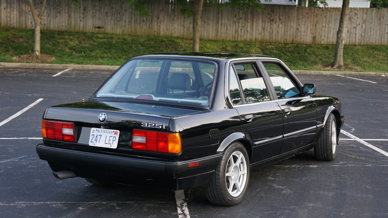 Illustration for article titled Here's Exactly What It Cost Me To Buy And Rebuild A BMW E30